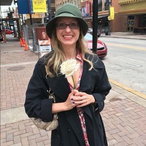 Meet your Posher, Jen